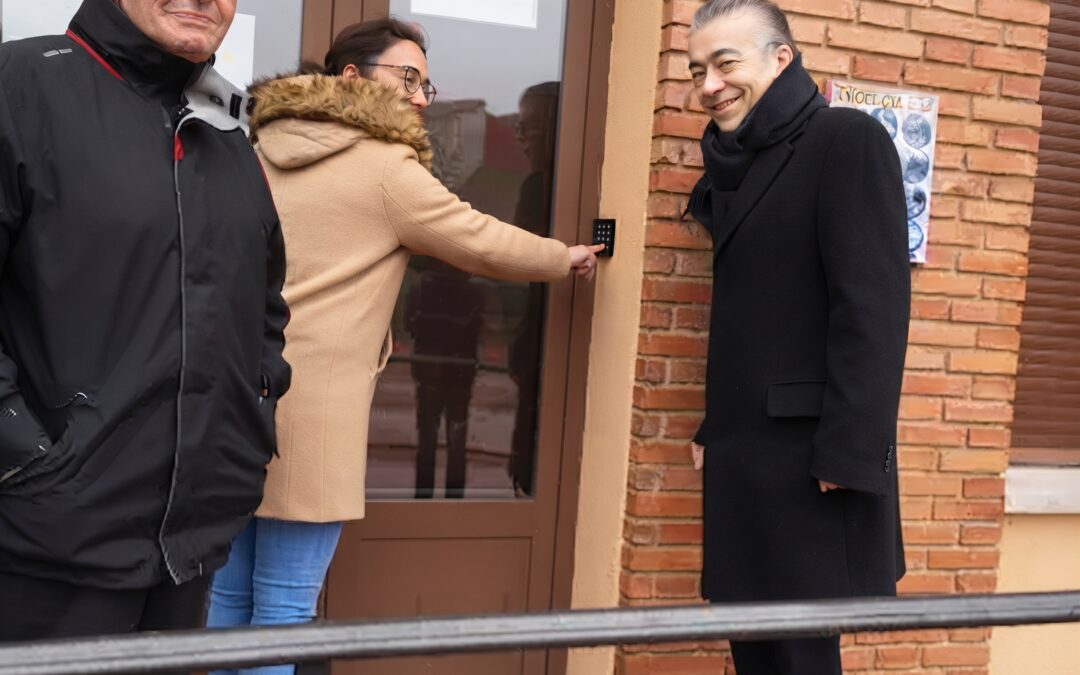 Visita al Museo del Carnaval de Mecerreyes por parte de la Directora General de Desarrollo Rural  de la JCyL.