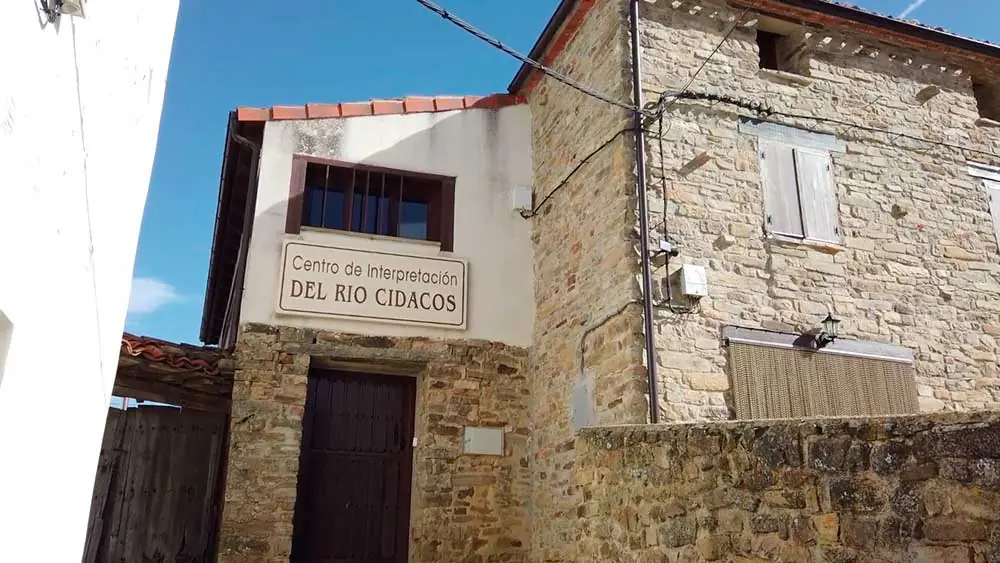 Fachada Centro Interpretacion Rio Cidacos Los Campos