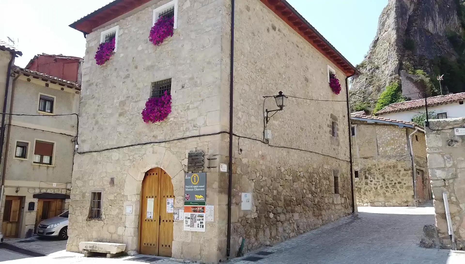 Fachada Montes Obaneres Pancorbo