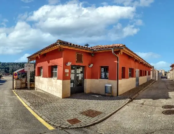 Fachada Centro Micológico Navaleno